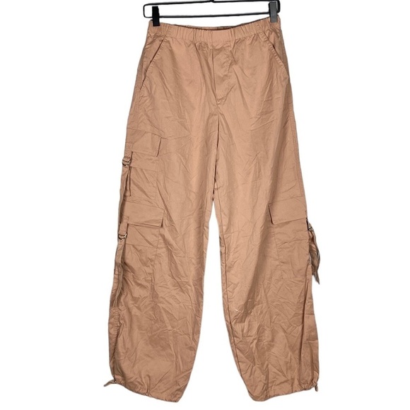 Zara Pants - Zara tan cargo parachute pants
